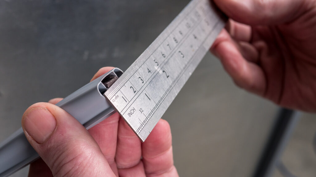 How to measure a fridge door seal (properly & accurately) 11 person measuring a fridge seal